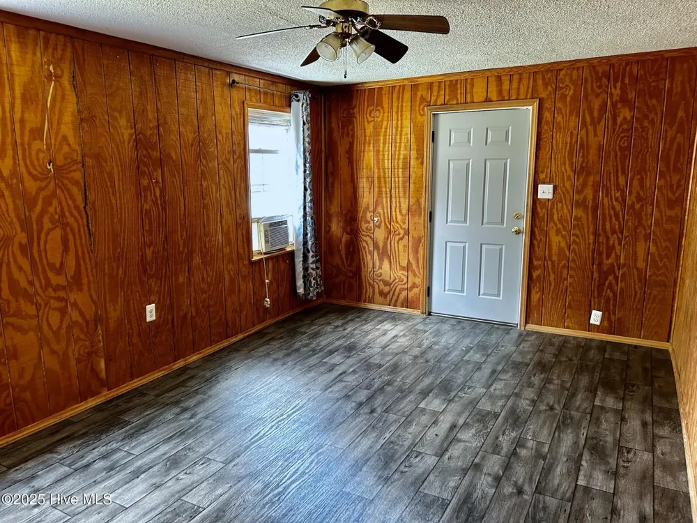 232 Aleo Seventh Avenue Rockingham, NC 28379