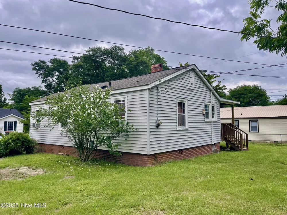 232 Aleo Seventh Avenue Rockingham, NC 28379