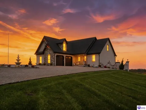 140 Stringtown Road