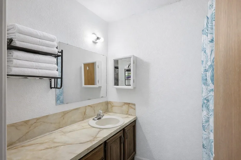2802 Comanche Street Beeville, TX 78102
