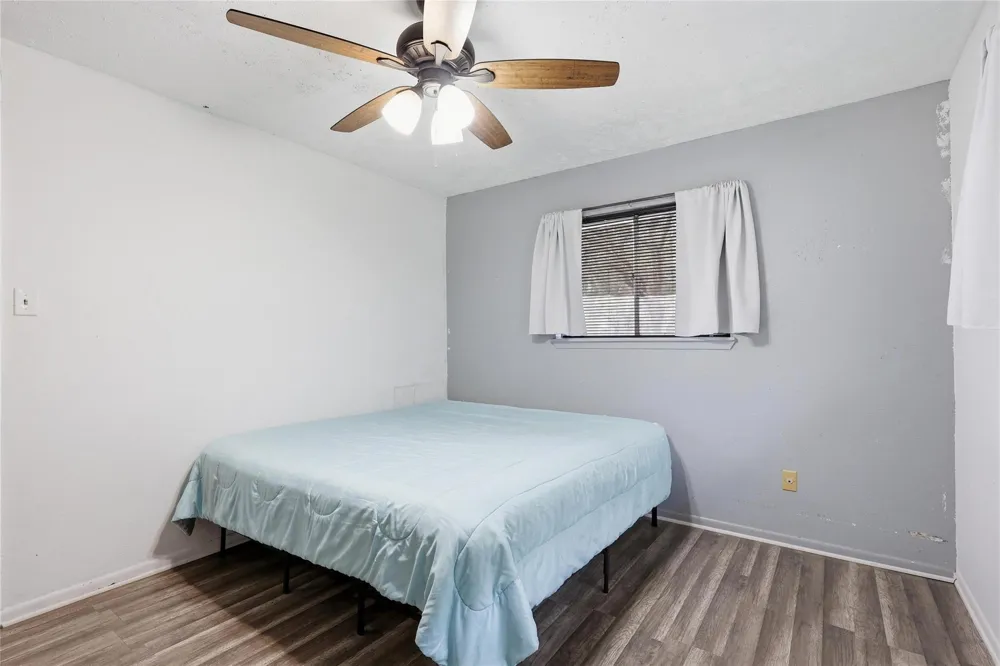 2802 Comanche Street Beeville, TX 78102