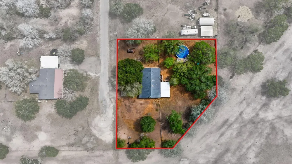 2802 Comanche Street Beeville, TX 78102
