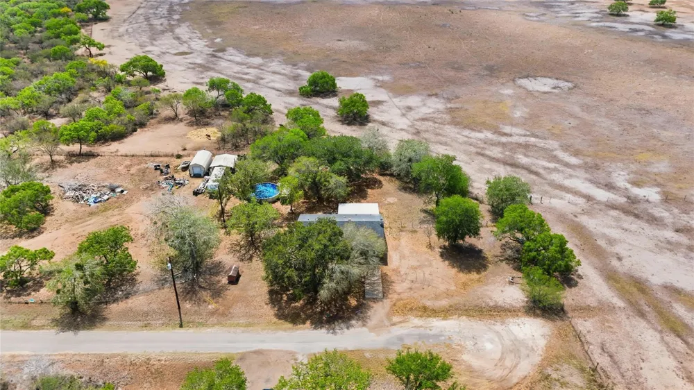 2802 Comanche Street Beeville, TX 78102