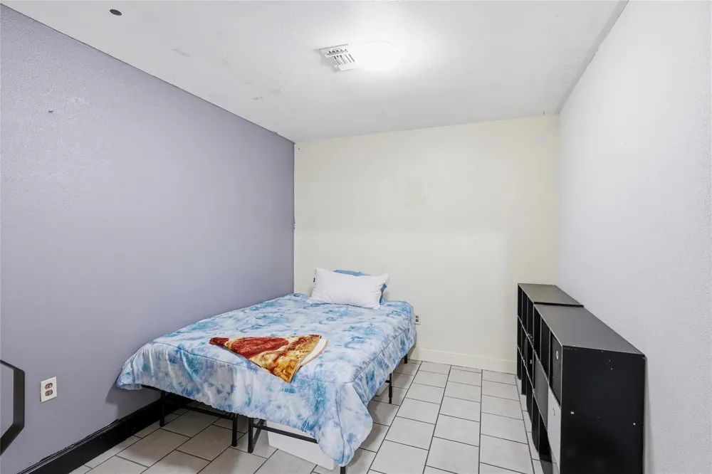 2802 Comanche Street Beeville, TX 78102