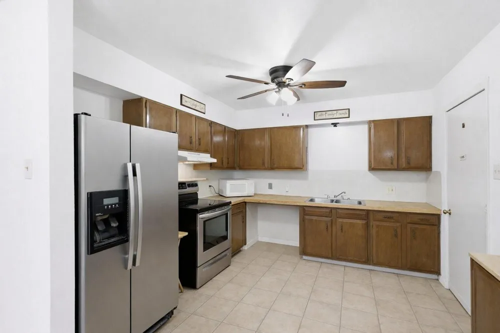 2802 Comanche Street Beeville, TX 78102