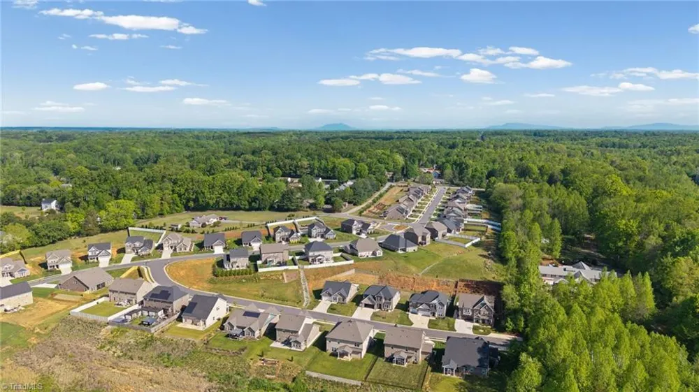 6235 Kershaw Meadows Road Pfafftown, NC 27040