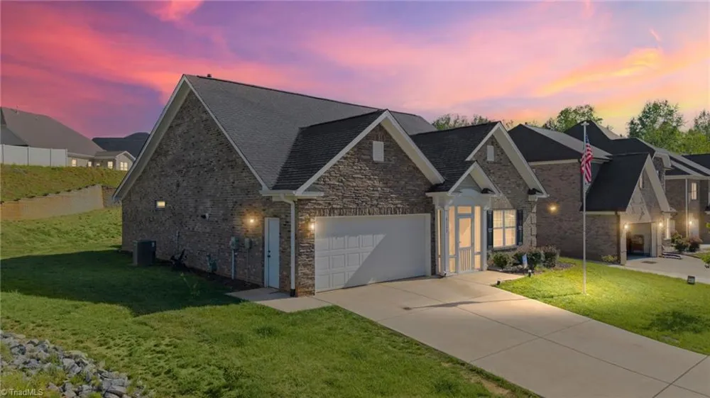 6235 Kershaw Meadows Road Pfafftown, NC 27040