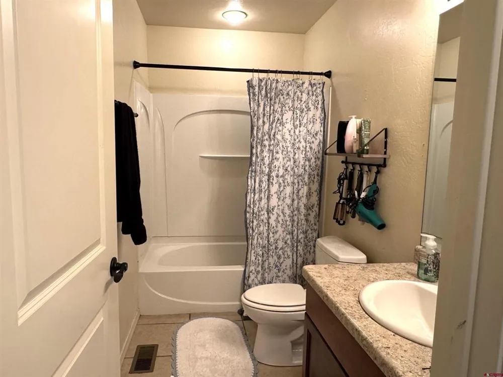 1181 E Montezuma Avenue ##1 Cortez, CO 81321