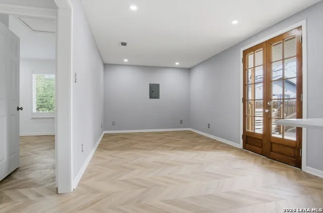 1210 summit San Antonio, TX 78201