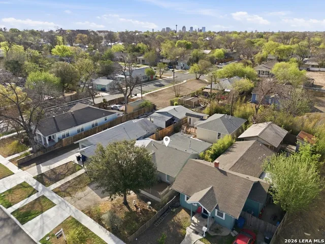 1210 summit San Antonio, TX 78201