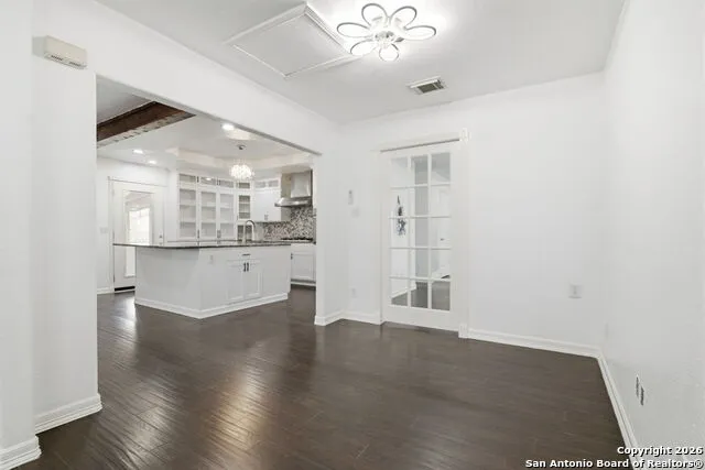 4443 Palace Von Ormy, TX 78073