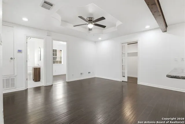 4443 Palace Von Ormy, TX 78073