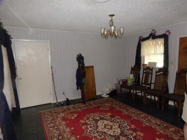 110 W Lakecrest Drive Bluffton, TX 78607