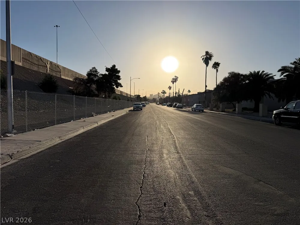 2937 Elm Avenue Las Vegas, NV 89101