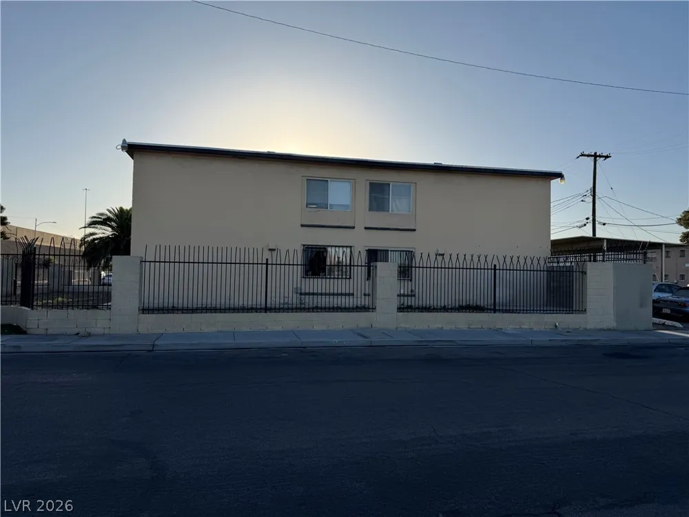 2937 Elm Avenue Las Vegas, NV 89101