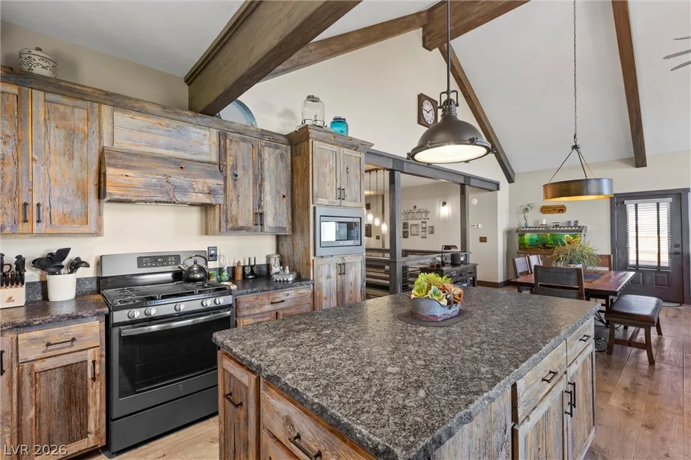 150 Wind Drift Place Cold Creek, NV 89124