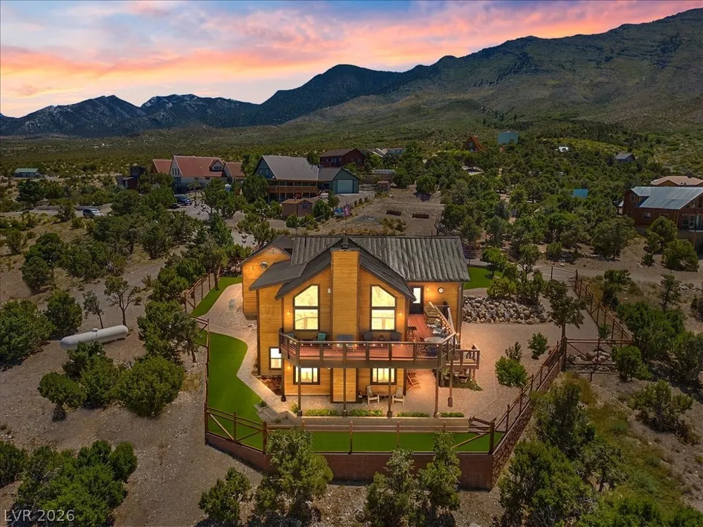 150 Wind Drift Place Cold Creek, NV 89124
