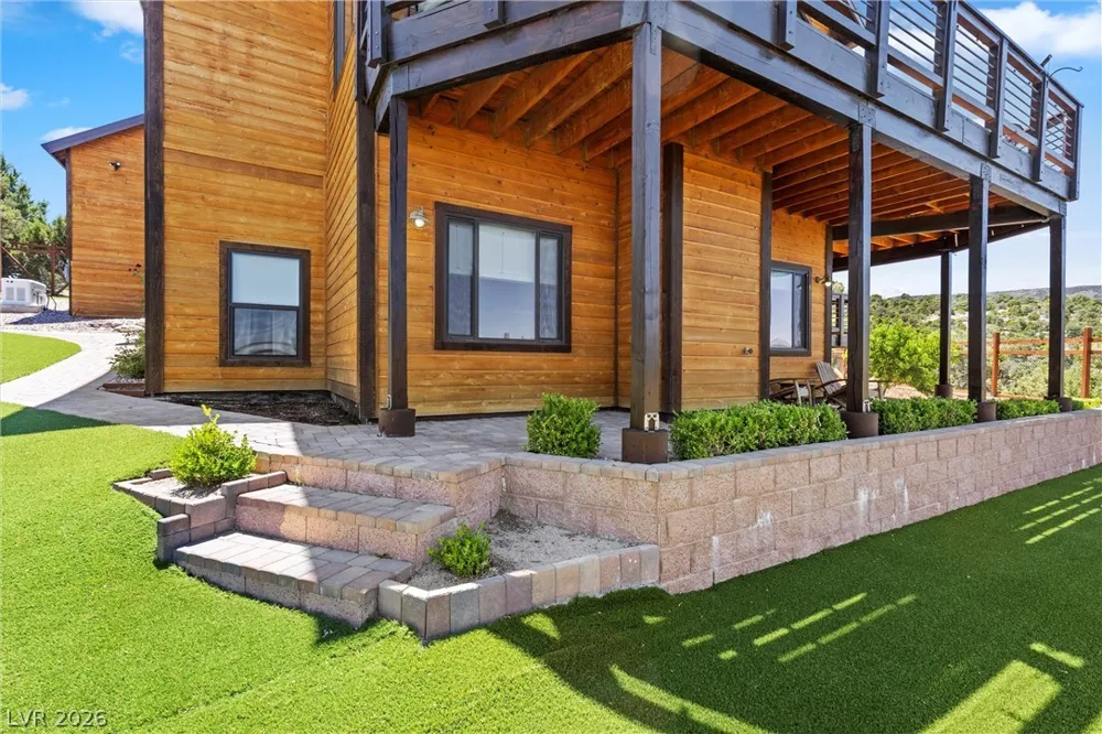 150 Wind Drift Place Cold Creek, NV 89124