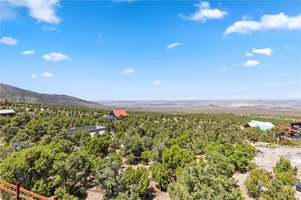 150 Wind Drift Place Cold Creek, NV 89124