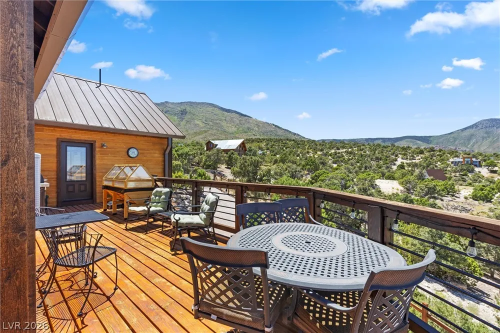 150 Wind Drift Place Cold Creek, NV 89124