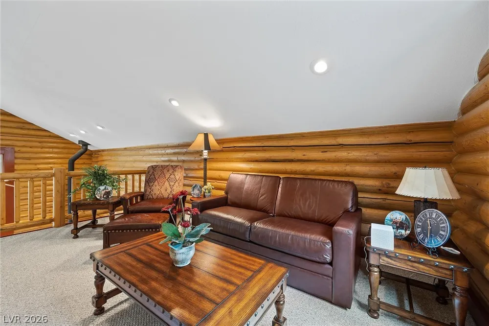 401 Alpine Way Mount Charleston, NV 89124