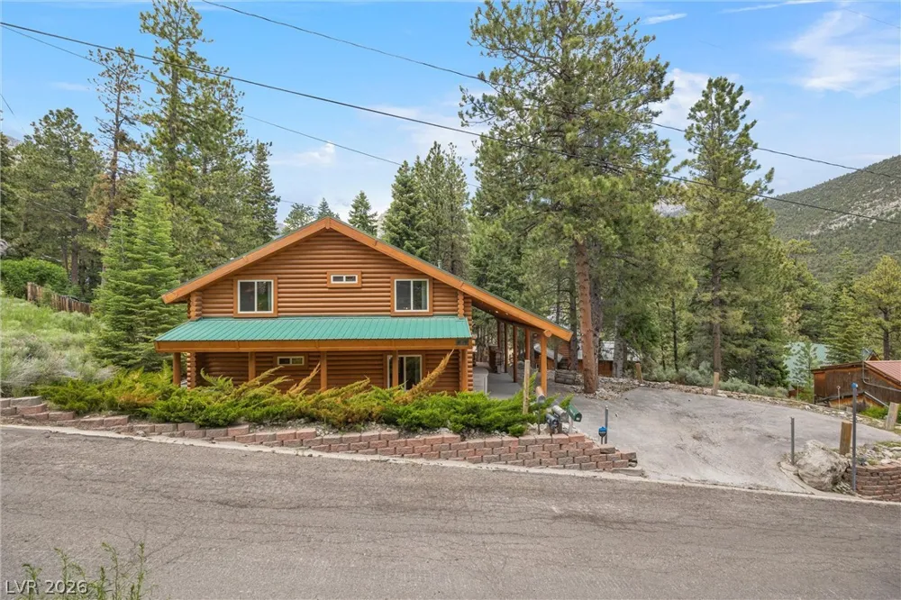 401 Alpine Way Mount Charleston, NV 89124