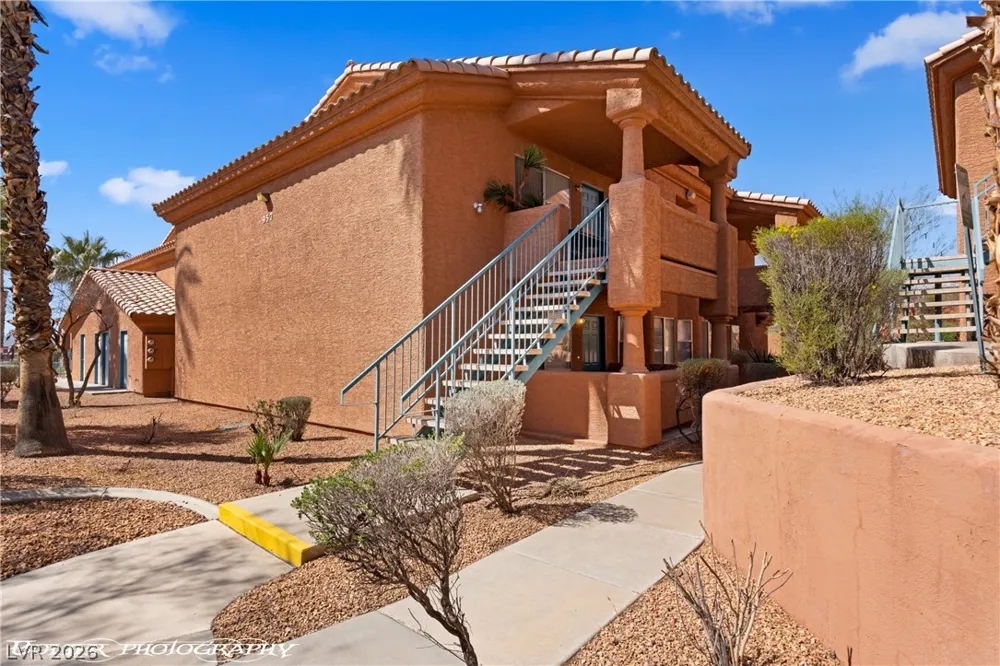 957 Mesquite Springs Drive #102 Mesquite, NV 89027