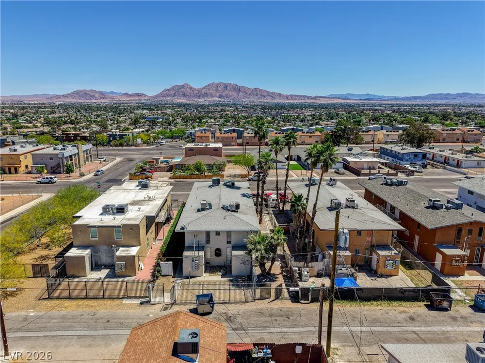 637 11th Street Las Vegas, NV 89101