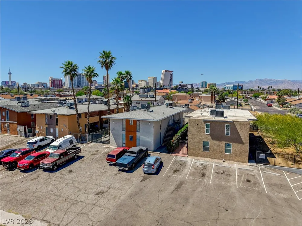 637 11th Street Las Vegas, NV 89101