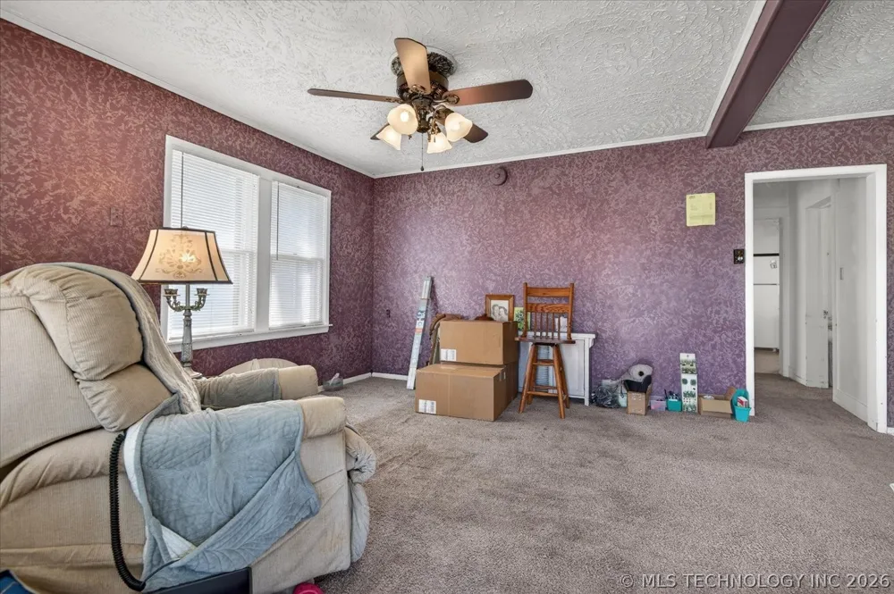 906 E 9th Street Pawhuska, OK 74056