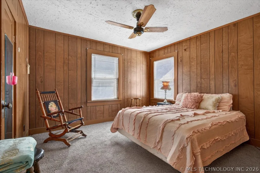 906 E 9th Street Pawhuska, OK 74056