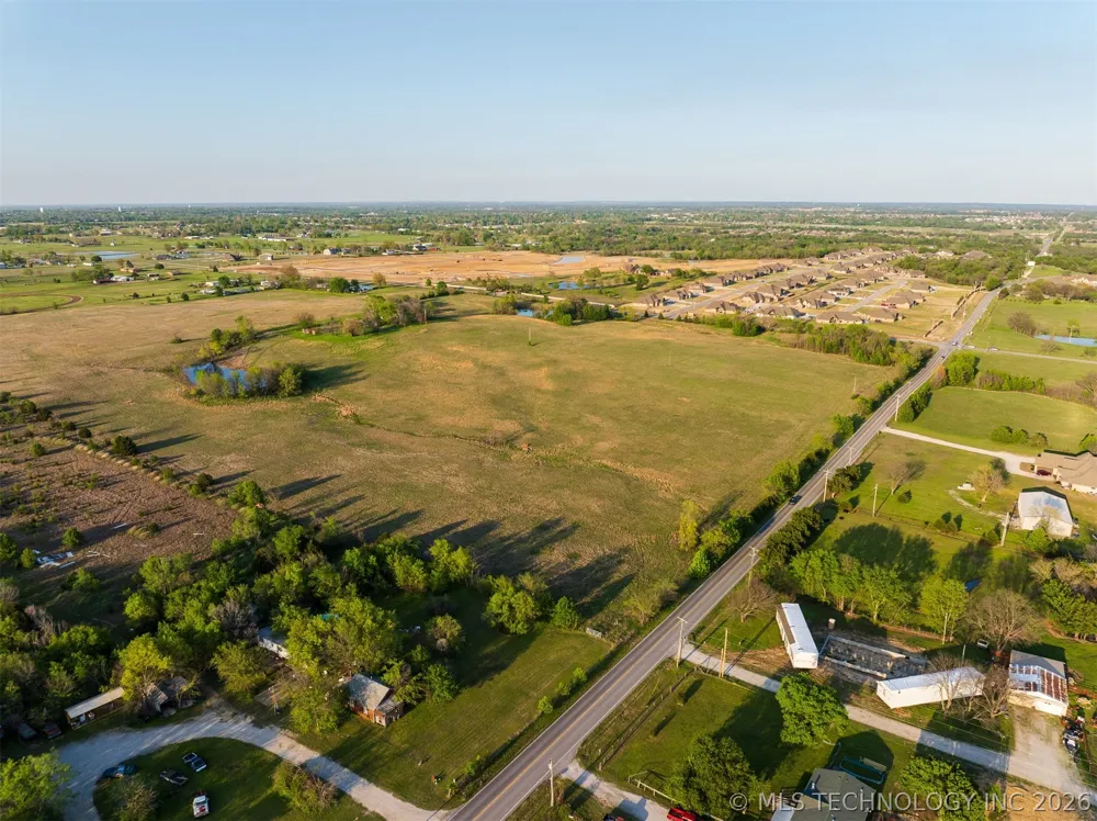 6 Memorial Drive Owasso, OK 74055