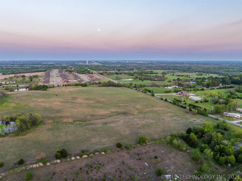 6 Memorial Drive Owasso, OK 74055
