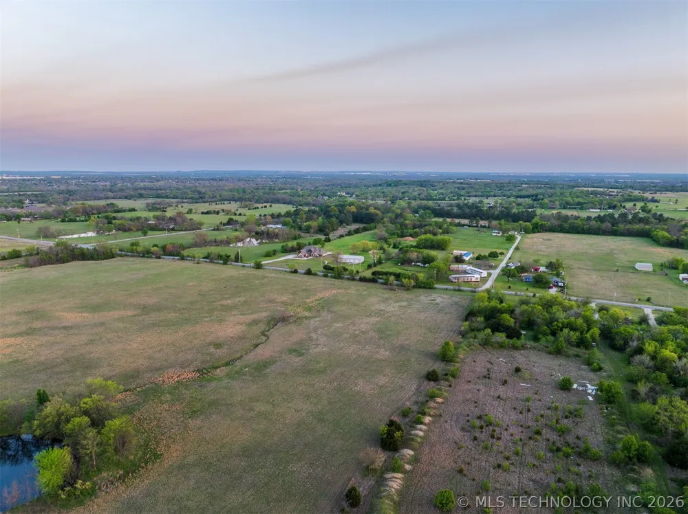 6 Memorial Drive Owasso, OK 74055