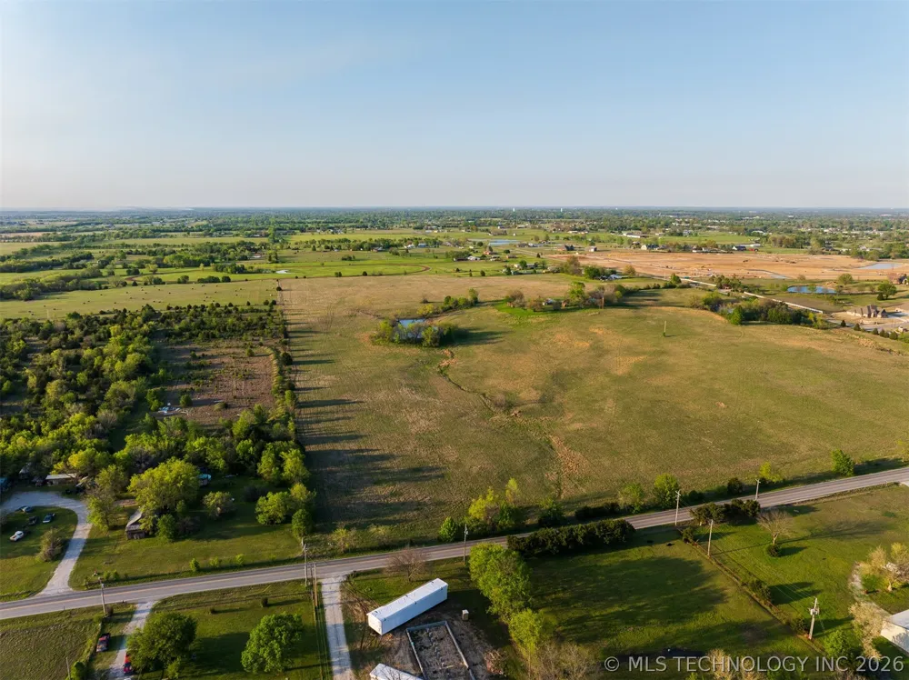 6 Memorial Drive Owasso, OK 74055