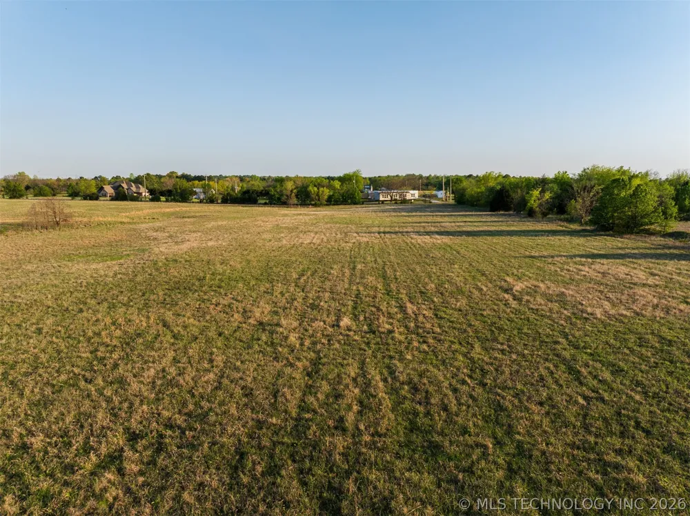 6 Memorial Drive Owasso, OK 74055
