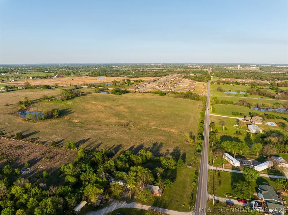 6 Memorial Drive Owasso, OK 74055