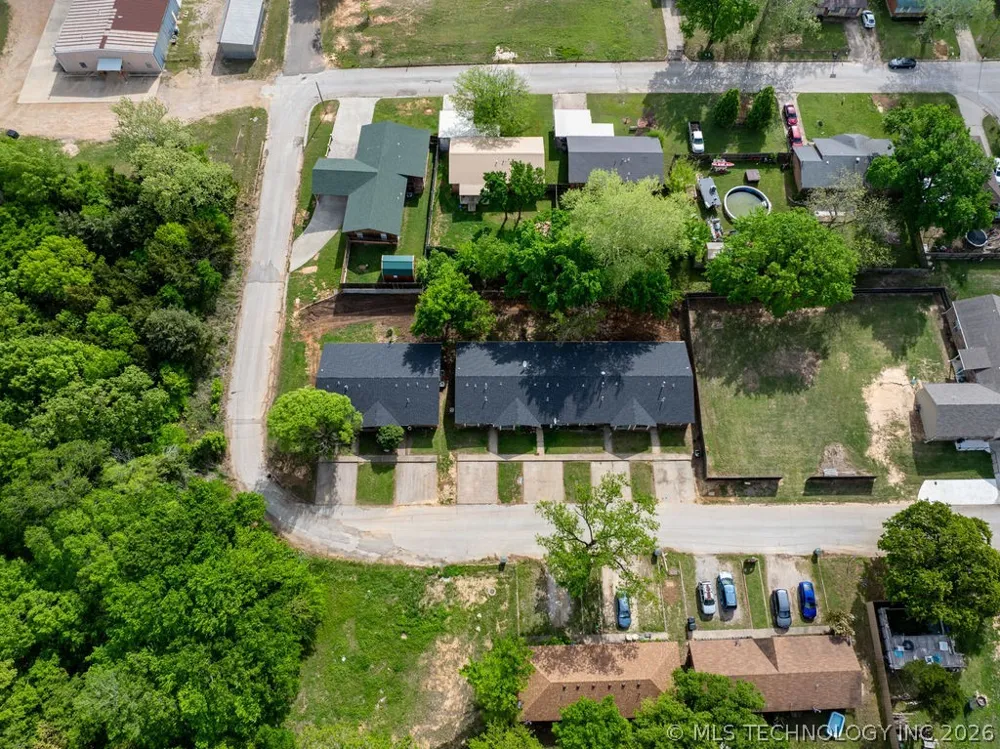 708 Oakdale Lane #D Madill, OK 73446