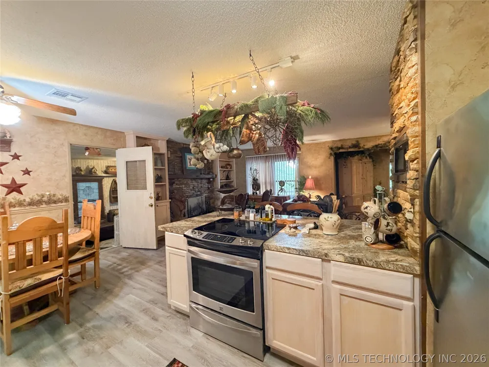 445490 Indian Road Gore, OK 74435