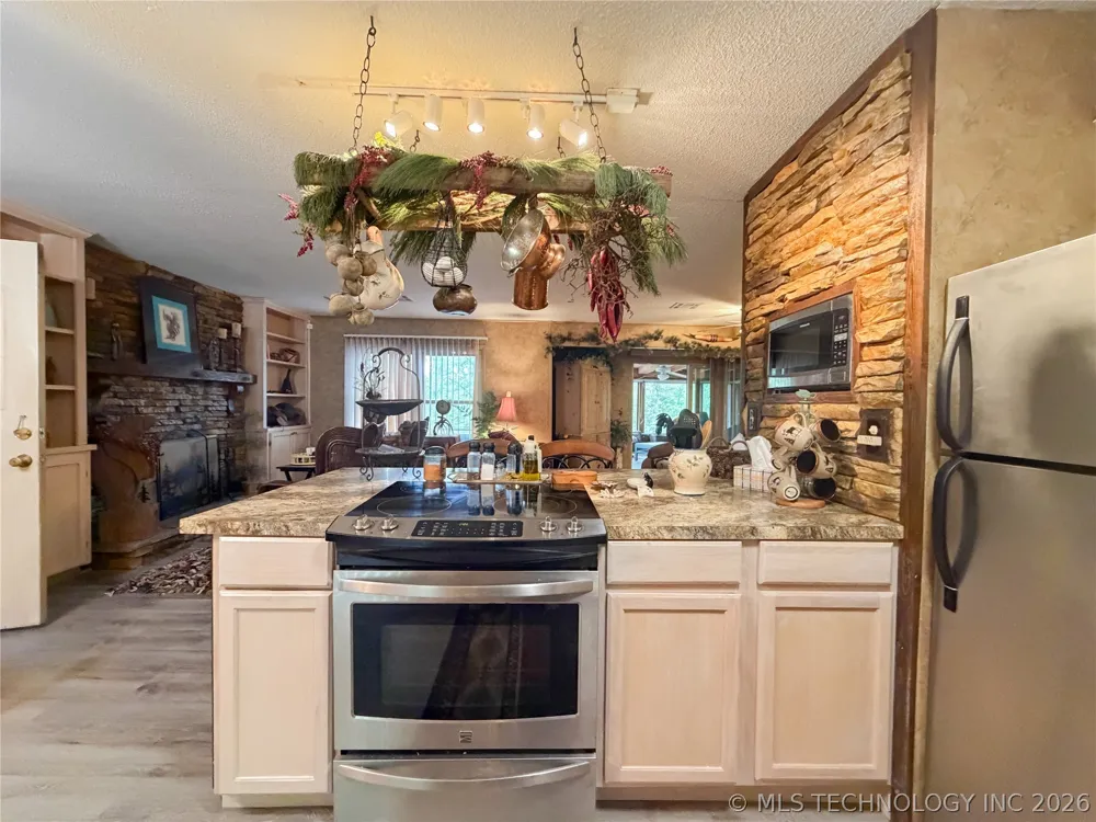 445490 Indian Road Gore, OK 74435