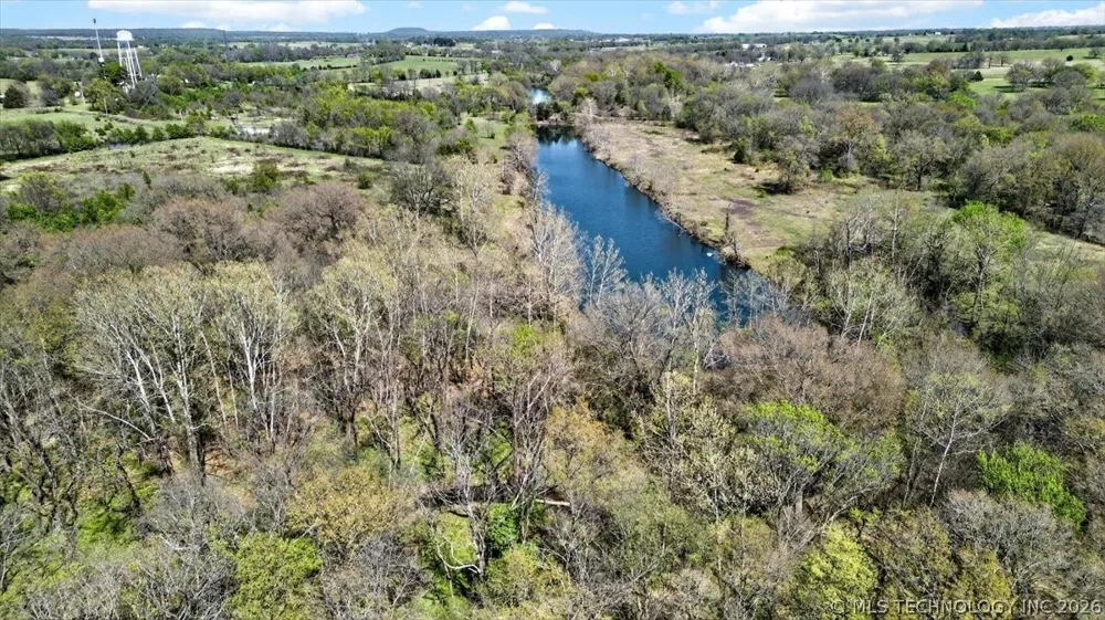 E County Road 1220 Keota, OK 74941