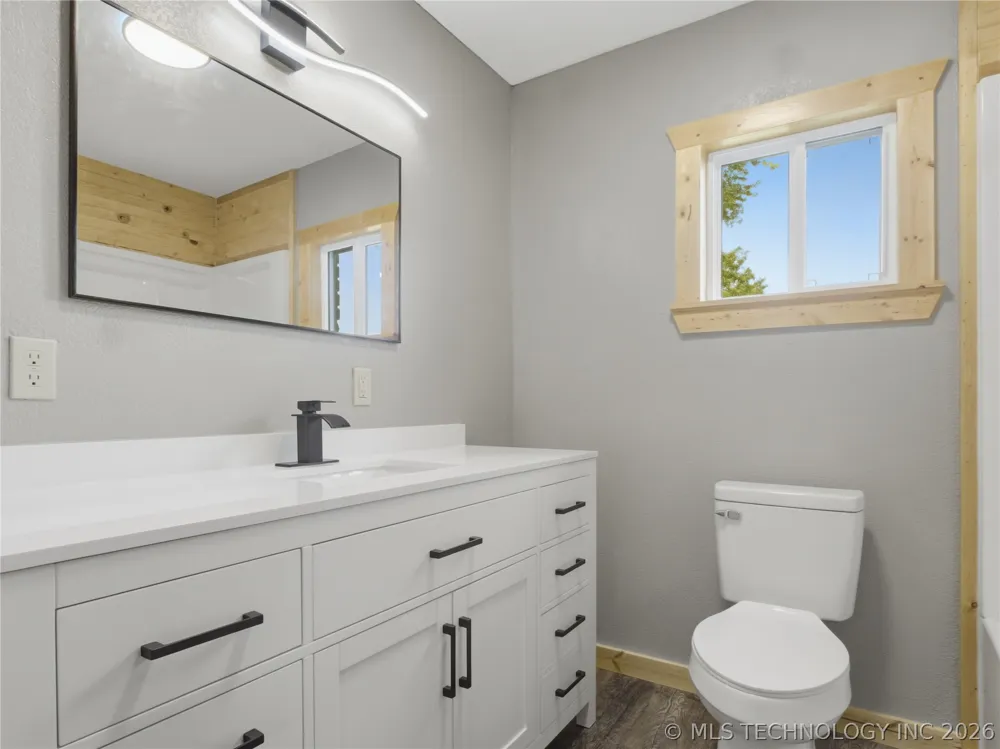 271 E 2nd Atoka, OK 74525