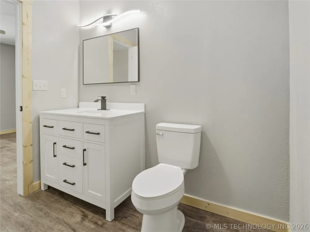 271 E 2nd Atoka, OK 74525