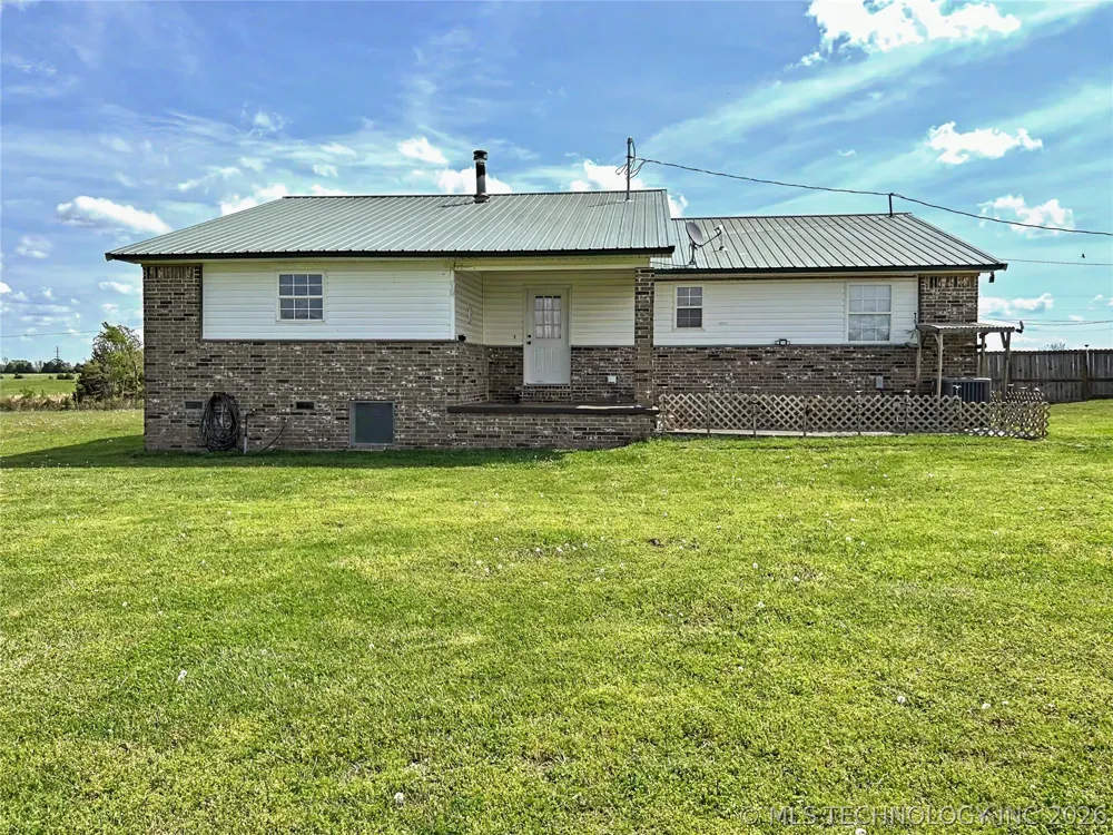 21127 S 590 ROAD Welling, OK 74471