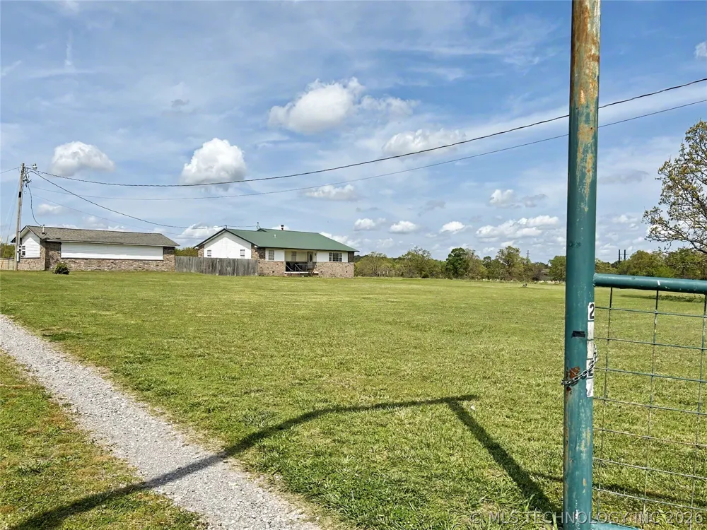 21127 S 590 ROAD Welling, OK 74471