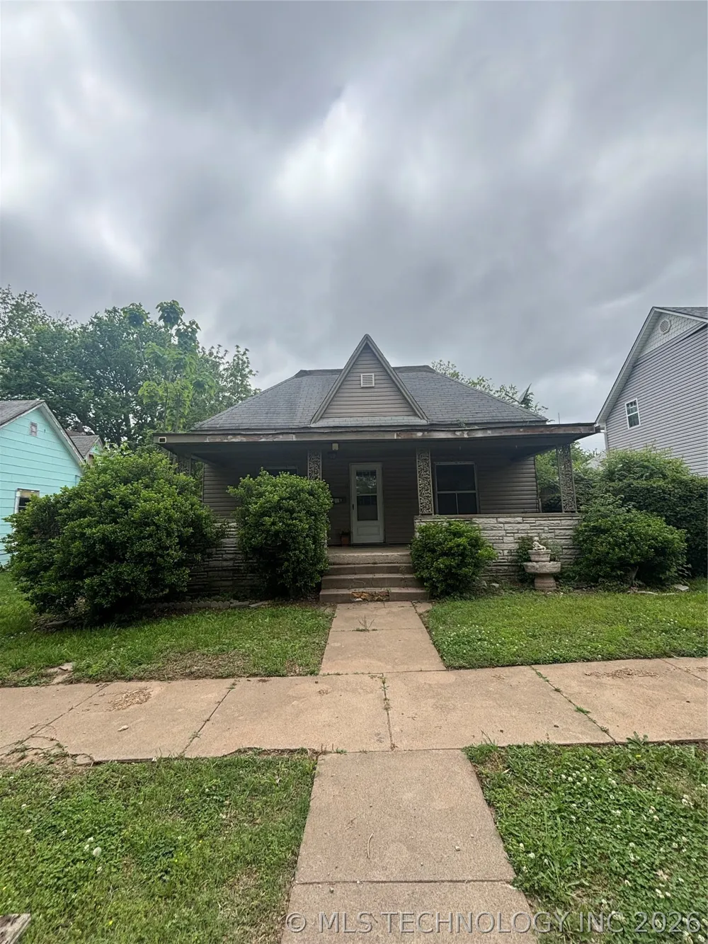 206 Vine Avenue Cleveland, OK 74020