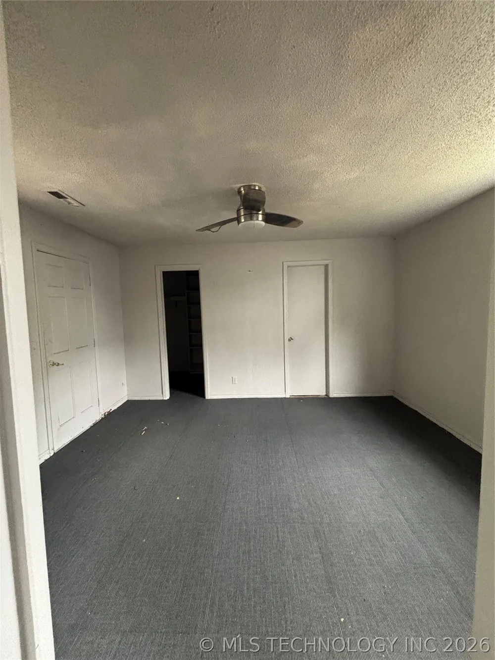 206 Vine Avenue Cleveland, OK 74020