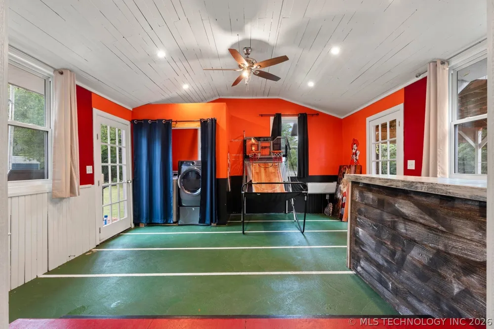 450521 Lake Shore Drive Afton, OK 74331