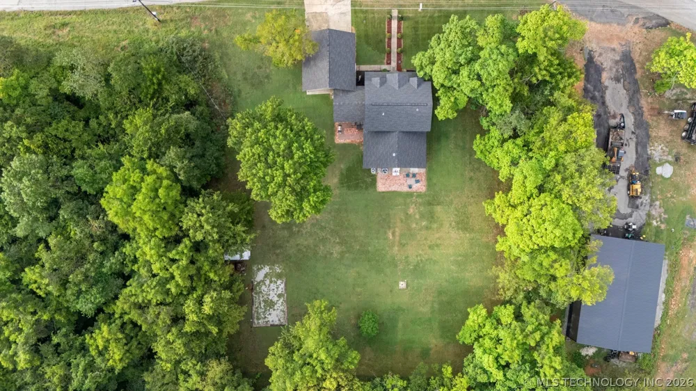 450521 Lake Shore Drive Afton, OK 74331