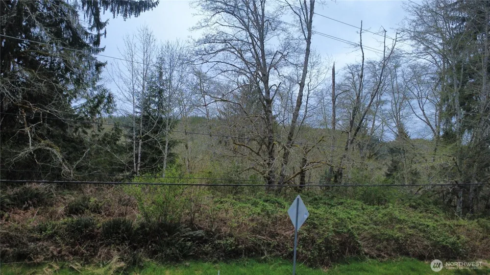 2059 E Hoquiam Road Hoquiam, WA 98550